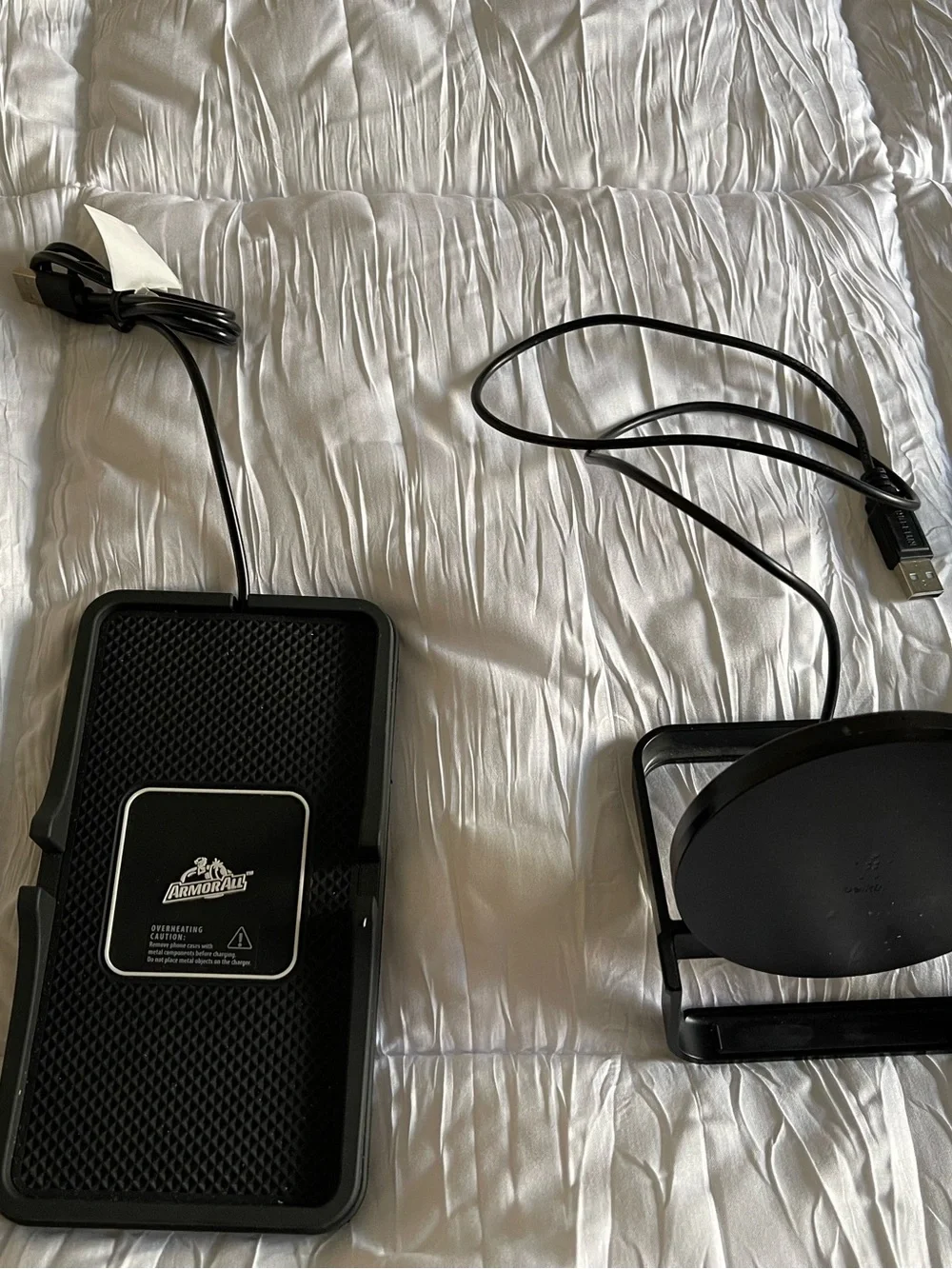 Wireless Charging Pad and Charging Stand